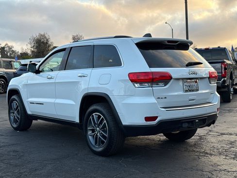 Used 2017 Jeep Grand Cherokee Limited w/ Trailer Tow Group IV AWD/4WD image 11