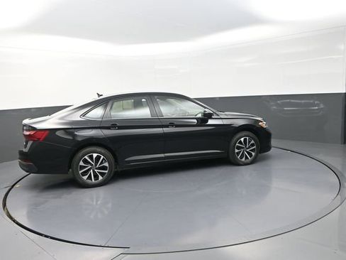 Used 2024 Volkswagen Jetta S FWD image 9