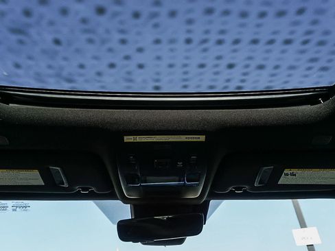 New 2026 Lexus UX 300h FWD image 18