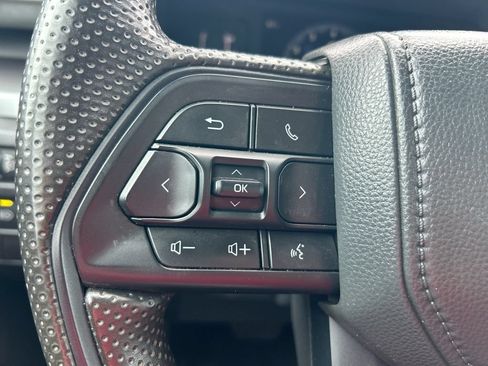 Used 2025 Toyota Tacoma SR5 RWD image 16