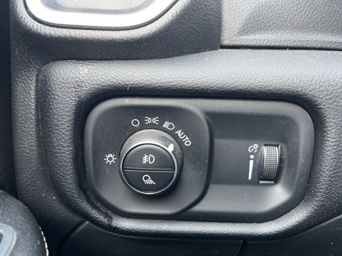 Used 2024 RAM 2500 Big Horn image 26