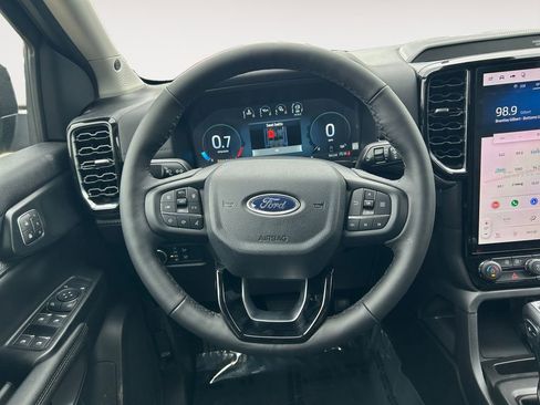 New 2026 Ford Ranger Lariat w/ Black Appearance Package AWD/4WD image 14