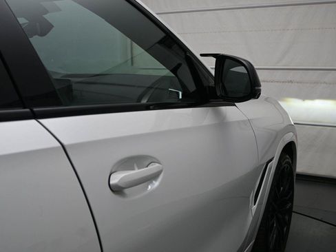 Used 2022 BMW X6 M50i w/ Executive Package AWD/4WD image 16