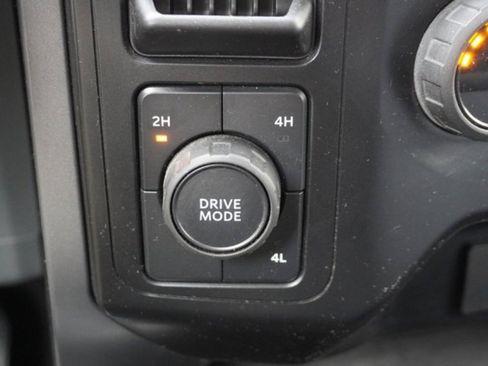 Used 2021 Ford F150 XLT image 22