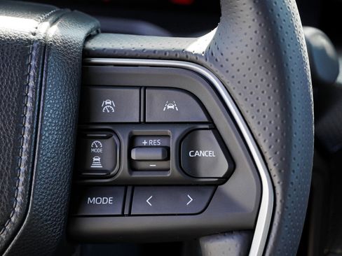 New 2026 Toyota 4Runner Limited AWD/4WD image 34
