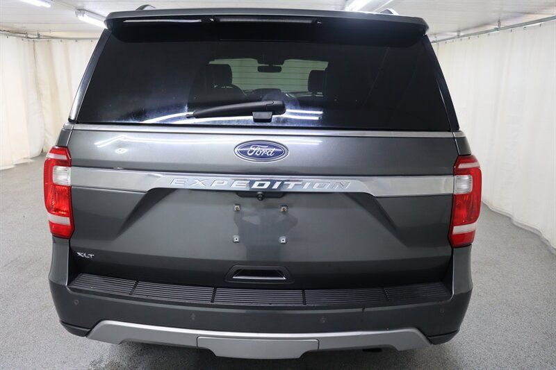 Used 2019 Ford Expedition XLT w/ Equipment Group 202A AWD/4WD image 5