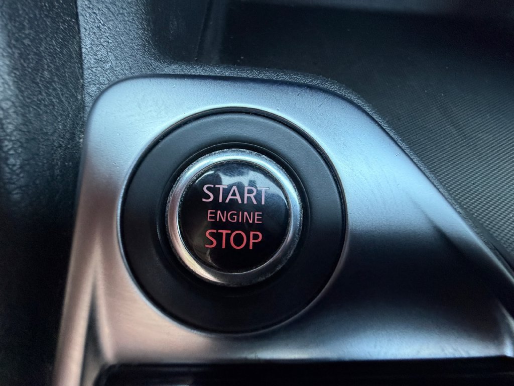 Used 2021 Nissan Sentra SV FWD image 25