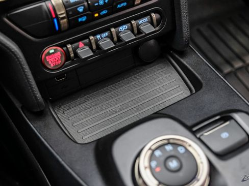 Used 2022 Ford Mustang Shelby GT500 w/ Carbon Fiber Track Pack RWD image 76