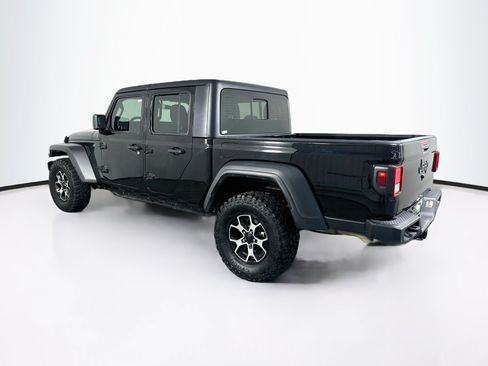 Used 2023 Jeep Gladiator Sport AWD/4WD image 5
