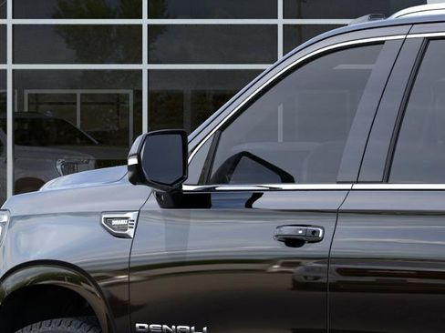 New 2026 GMC Yukon XL Denali w/ Denali Reserve Package AWD/4WD image 36
