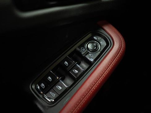 Used 2020 Porsche Macan S AWD/4WD image 29