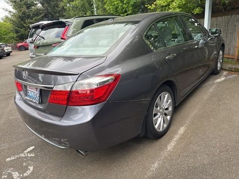 Used 2015 Honda Accord EX-L image 2