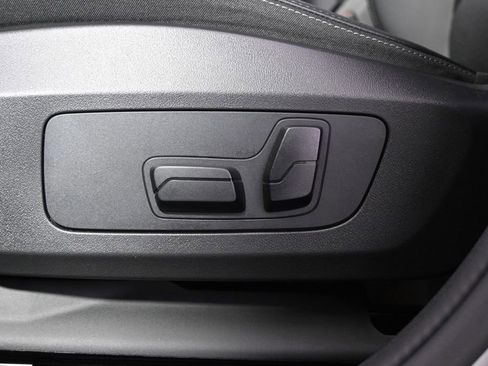 Used 2025 BMW X1 xDrive28i image 14