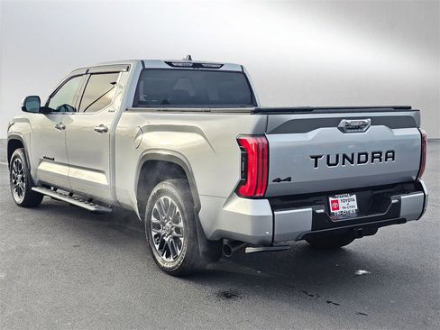 Used 2023 Toyota Tundra Limited image 3