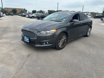 Used 2016 Ford Fusion SE w/ Equipment Group 202A
