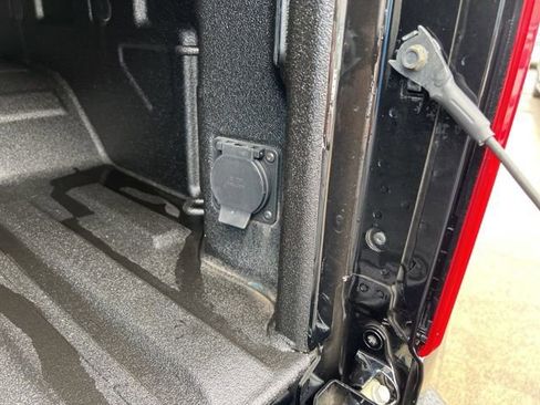 Used 2022 Chevrolet Silverado 3500 High Country image 20