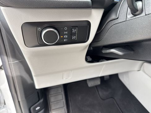 Used 2025 Ford Escape Active FWD image 17