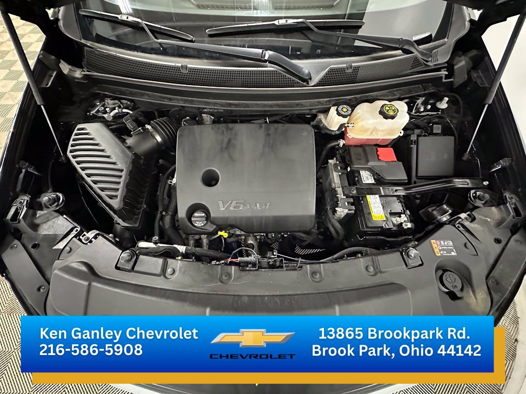 Used 2023 Chevrolet Traverse LS FWD image 30