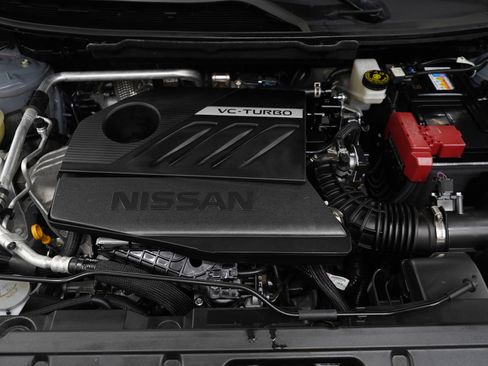 Used 2023 Nissan Rogue Platinum AWD/4WD image 31