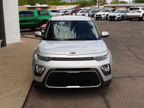 Used 2020 Kia Soul LX FWD image 15