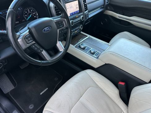 Used 2021 Ford Expedition Platinum AWD/4WD image 11