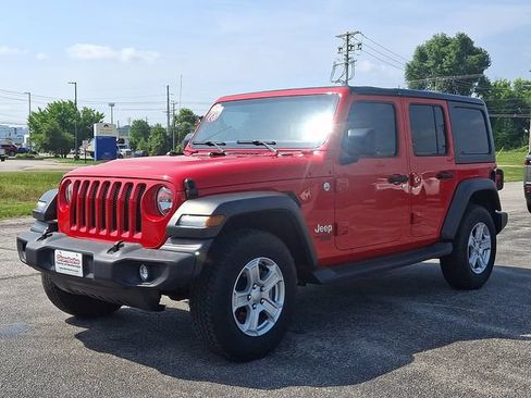 Used 2018 Jeep Wrangler Unlimited Sport S AWD/4WD image 4