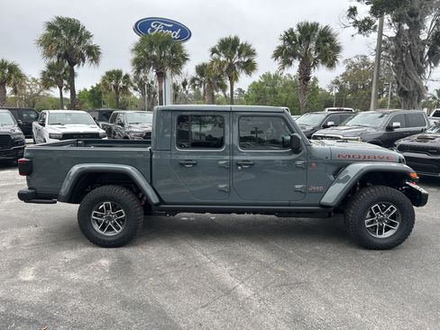 New 2026 Jeep Gladiator Mojave AWD/4WD image 9