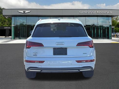 Used 2021 Audi Q5 2.0T Premium Plus w/ Premium Plus Package image 6