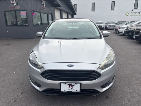 Used 2016 Ford Focus SE image 8
