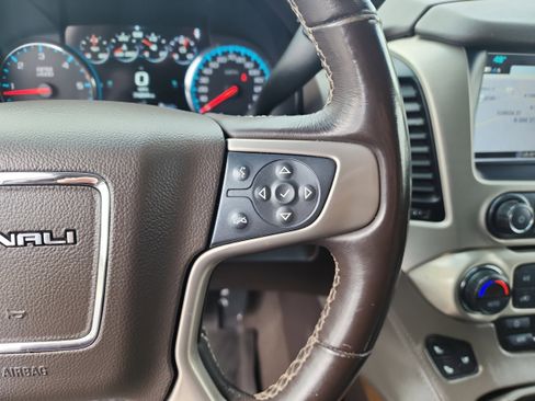 Used 2019 GMC Yukon Denali w/ Denali Ultimate Package image 26