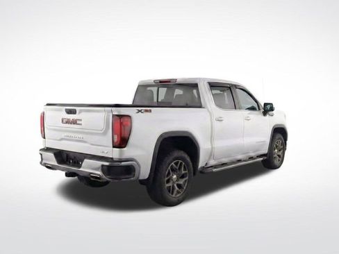 Certified 2022 GMC Sierra 1500 SLT w/ SLT Premium Plus Package image 3