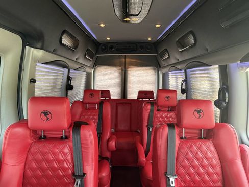 Used 2023 Ford Transit 250 148 High Roof Extended AWD image 38