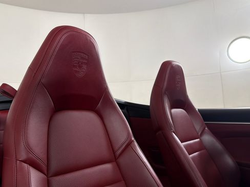 Used 2020 Porsche 911 Carrera S RWD image 16