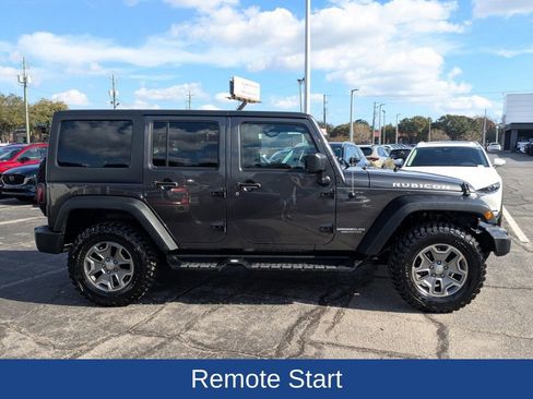 Used 2017 Jeep Wrangler Unlimited Rubicon w/ Connectivity Group image 3
