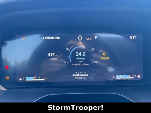Used 2025 Jeep Grand Cherokee Altitude AWD/4WD image 21
