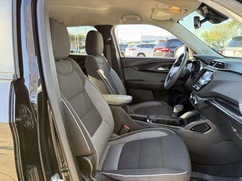 Certified 2023 Chevrolet TrailBlazer LT w/ Convenience Package image 30