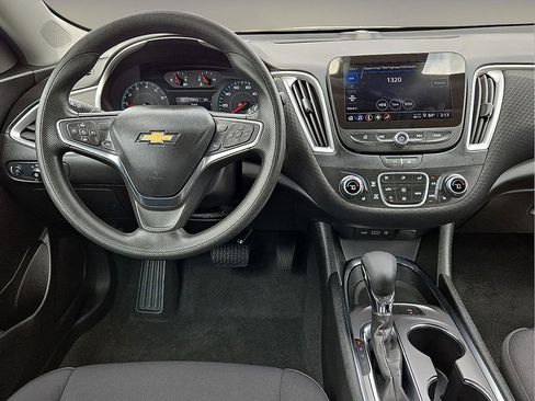 Used 2025 Chevrolet Malibu LT FWD image 10