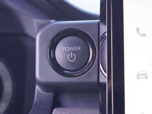 Used 2024 Toyota Tacoma Trailhunter image 35