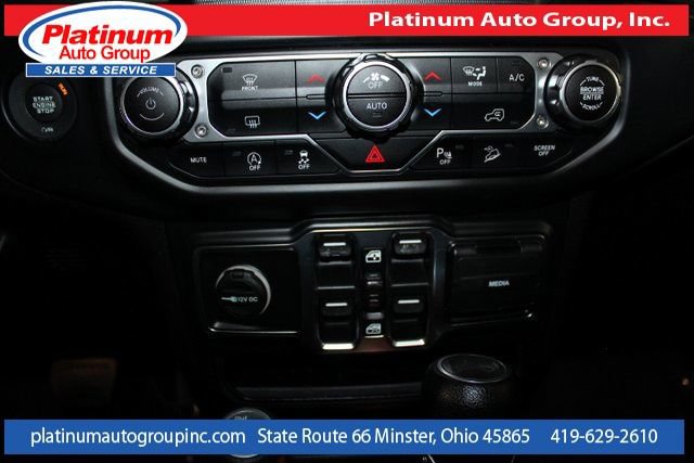 Used 2019 Jeep Wrangler Unlimited Sahara w/ Safety Group AWD/4WD image 18