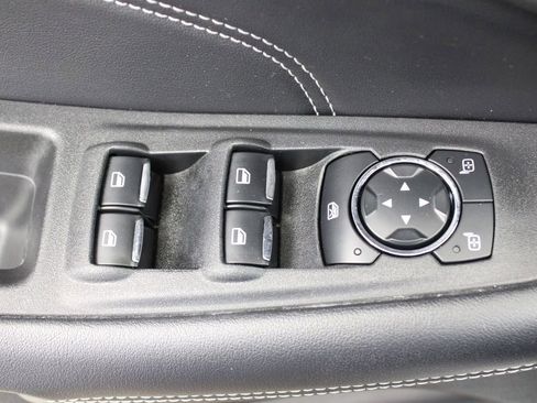 Used 2023 Ford Edge Titanium AWD/4WD image 17
