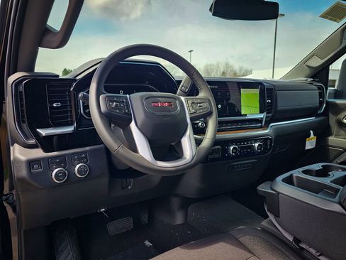 New 2026 GMC Sierra 2500 SLE w/ SLE Value Package; AWD/4WD image 14