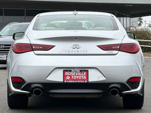Used 2017 INFINITI Q60 w/ Premium Plus Package 2.0T image 8
