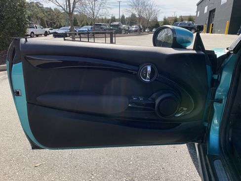 Used 2020 MINI Cooper S image 17