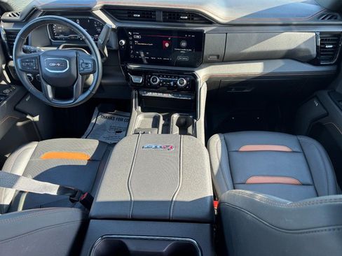 Used 2025 GMC Sierra 3500 AT4 w/ AT4 Premium Plus Package AWD/4WD image 11