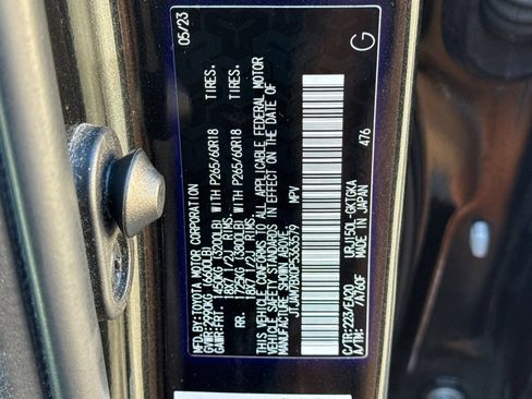 Certified 2023 Lexus GX 460 Premium w/ Premium Package AWD/4WD image 34