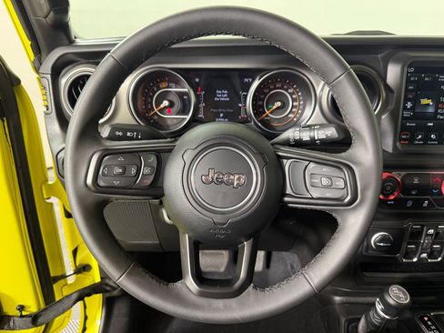 Used 2023 Jeep Wrangler Unlimited Sport AWD/4WD image 17
