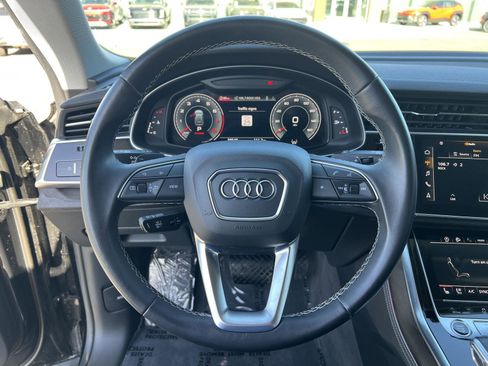 Used 2023 Audi Q8 Prestige AWD/4WD image 34