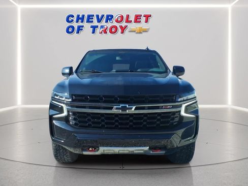 Used 2021 Chevrolet Suburban Z71 AWD/4WD image 2