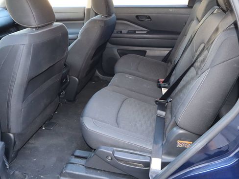 Used 2024 Nissan Pathfinder SV AWD/4WD image 5