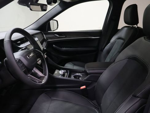 New 2026 Jeep Grand Cherokee Altitude AWD/4WD image 10